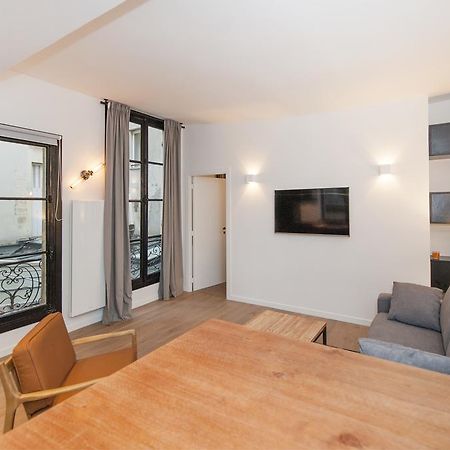 Pick A Flat'S Apartment In Le Marais - Rue Sainte Croix De La Bretonnerie Paris Eksteriør bilde