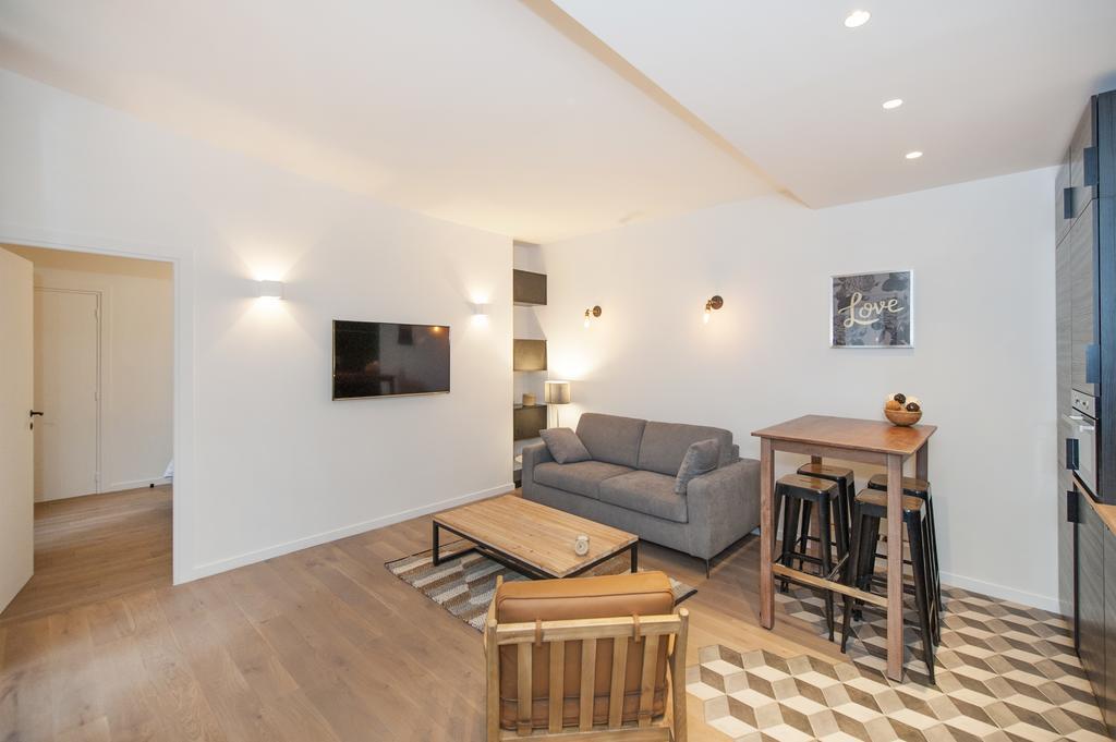 Pick A Flat'S Apartment In Le Marais - Rue Sainte Croix De La Bretonnerie Paris Rom bilde